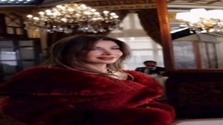 حصاد 2025.. "صيحة الفرو" تسيطر على إطلالات النجمات والمشاهير- من الأجمل؟ حصاد 2025.. "صيحة الفرو" تسيطر على إطلالات النجمات والمشاهير- من الأجمل؟