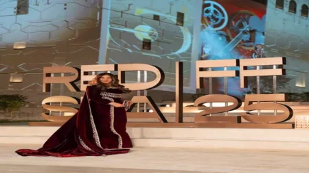 إطلالة ملكية.. انتصار تنشر صورة في ختام مهرجان البحر الأحمر السينمائي إطلالة ملكية.. انتصار تنشر صورة في ختام مهرجان البحر الأحمر السينمائي