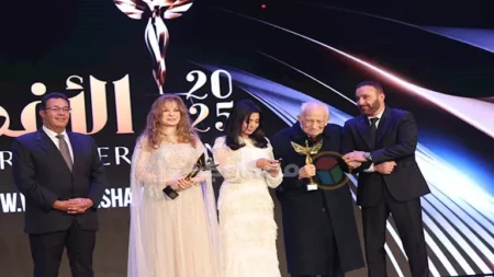 نيللي وهالة سرحان ورشوان توفيق.. 20 صورة من تكريمات النجوم في حفل جوائز وشوشة