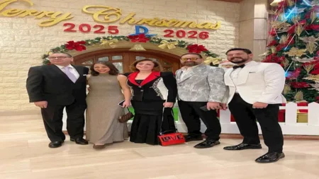 إلهام شاهين بأحدث ظهور مع أسرتها: "عائلتي أغلى ما في حياتي"