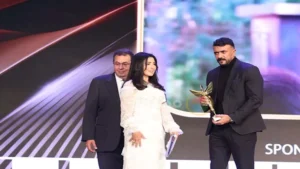 كارولين عزمي وأحمد العوضي وأحمد مالك.. كواليس تكريم النجوم في حفل وشوشة