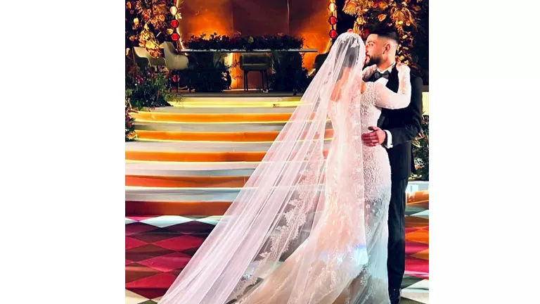 أول تعليق من حنان ترك بعد زفاف نجلها آدم أول تعليق من حنان ترك بعد زفاف نجلها آدم