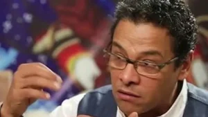 يسرا ناعية الماكيير محمد عبدالحميد: "خالص عزائي لرائد التجميل"