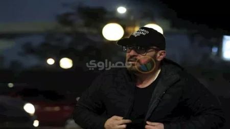 أحمد السقا أول الحاضرين لعزاء الماكيير محمد عبدالحميد (صور)