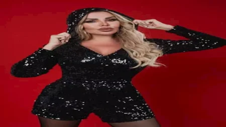 بـ"شورت جريء".. رزان مغربي تظهر بإطلالة جريئة والجمهور يعلق (صور)