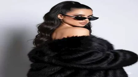 بـ "غطاء الرأس".. هكذا نسقت درة إطلالتها بـ "غطاء الرأس".. هكذا نسقت درة إطلالتها