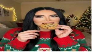 بـ جمبسوت.. إطلالة جريئة لـ عبير صبري