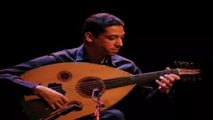 وفاة عازف العود هشام عصام متأثرا بإصابته في حادث السير