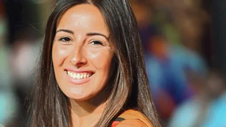 بدلة أنيقة ومكياج هادئ.. جيلان علاء بإطلالة راقية بدلة أنيقة ومكياج هادئ.. جيلان علاء بإطلالة راقية