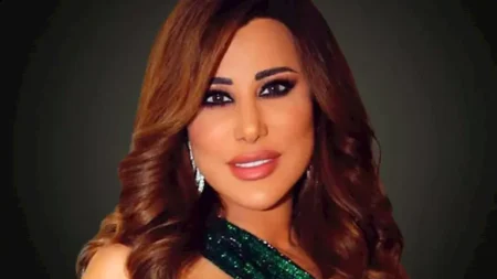 نجوى كرم بإطلالة جذابة.. كيف نسقت اللوك؟