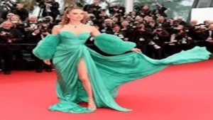 حصاد 2025| نجمات أثرن الجدل بإطلالات غريبة وغير متوقعة