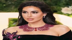 "غير موفقة".. ناقد موضة يعلق على إطلالة ياسمين صبري في مهرجان البحر الأحمر