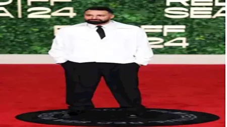 أحمد حاتم بإطلالة أنيقة في ثالث أيام مهرجان البحر الأحمر السينمائي