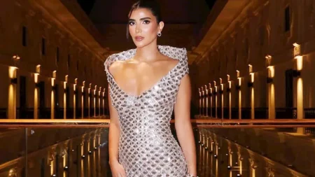 ريم سامي تستعرض فستانها بافتتاح البحر الأحمر والجمهور يعلق (صور)