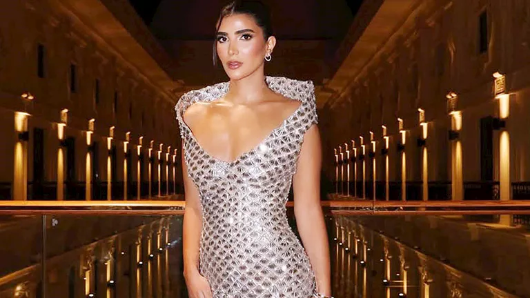 ريم سامي تستعرض فستانها بافتتاح البحر الأحمر والجمهور يعلق (صور) ريم سامي تستعرض فستانها بافتتاح البحر الأحمر والجمهور يعلق (صور)