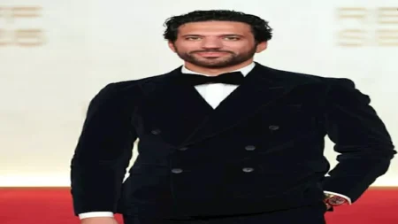 ببدلة جذابة.. حسن الرداد يتألق في ثالث أيام مهرجان البحر الأحمر السينمائي ببدلة جذابة.. حسن الرداد يتألق في ثالث أيام مهرجان البحر الأحمر السينمائي