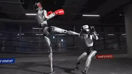 روبوت H2 الصيني يوجه لكمات وركلات ويكسر روبوتات أصغر حجما "فيديو"