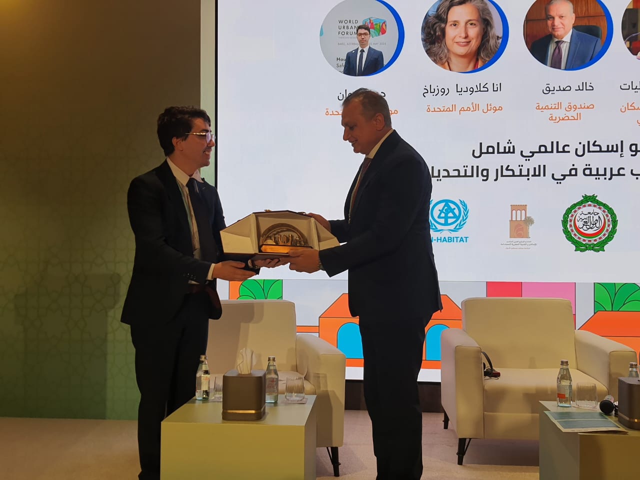 رئيس "التنمية الحضرية" يستعرض التجربة المصرية في تطوير المناطق غير الآمنة.. صور 2 رئيس "التنمية الحضرية" يستعرض التجربة المصرية في تطوير المناطق غير الآمنة.. صور