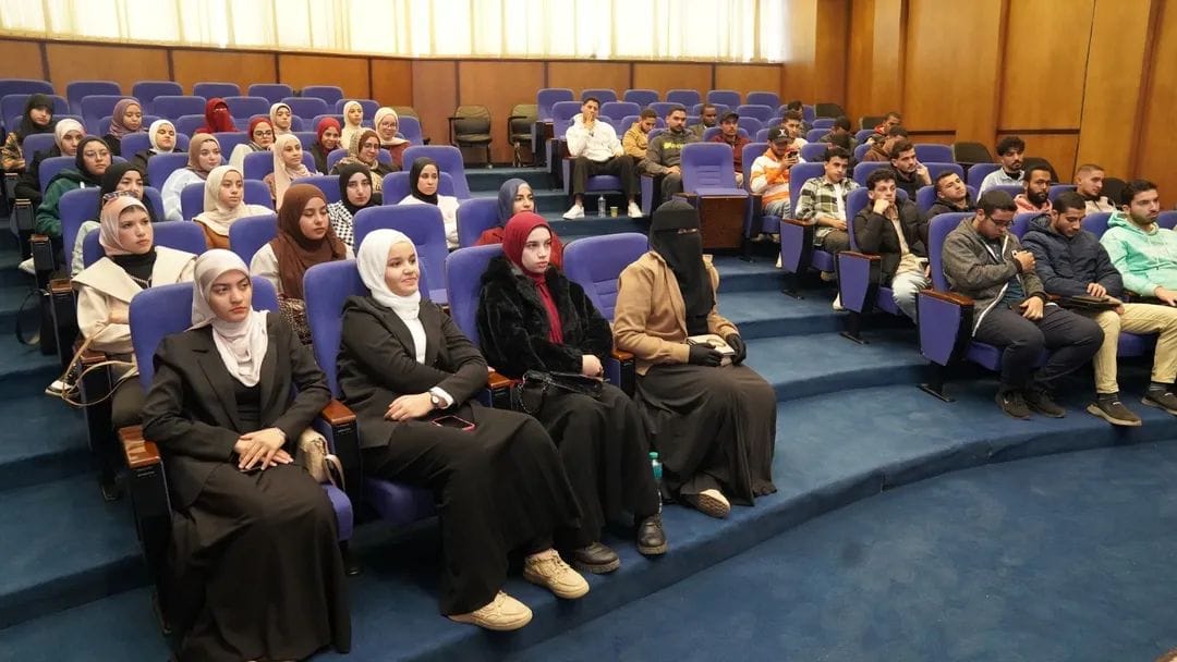 معهد التخطيط يعقد برنامج خدمة مجتمع حول "استراتيجية مصر 2030 ومبادرة بداية لبناء الإنسان"