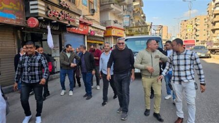 الجيزة تنفّذ حملة مكبرة بعثمان محرم لإزالة الإشغالات وإعادة الانضباط إلى الشارع الجيزة تنفّذ حملة مكبرة بعثمان محرم لإزالة الإشغالات وإعادة الانضباط إلى الشارع