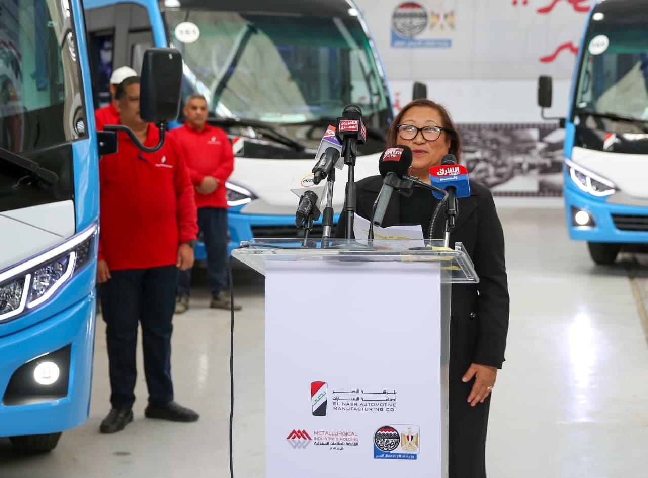 وزير قطاع الأعمال العام يشهد تسليم الدفعة الأولى من ميني باص "نصر ستار" 4 وزير قطاع الأعمال العام يشهد تسليم الدفعة الأولى من ميني باص "نصر ستار"