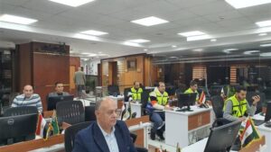 سكرتير عام الجيزة يتابع جهود رفع الإشغالات وكفاءة النظاقة من داخل مركز السيطرة سكرتير عام الجيزة يتابع جهود رفع الإشغالات وكفاءة النظاقة من داخل مركز السيطرة