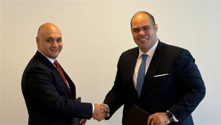 مصر وأرمينيا توقعان مذكرة تفاهم لتعزيز التعاون في حماية المنافسة بباريس مصر وأرمينيا توقعان مذكرة تفاهم لتعزيز التعاون في حماية المنافسة بباريس