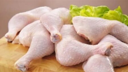 بورصة الدواجن اليوم.. أسعار الفراخ البيضاء مساء الاثنين 15 ديسمبر بورصة الدواجن اليوم.. أسعار الفراخ البيضاء مساء الاثنين 15 ديسمبر