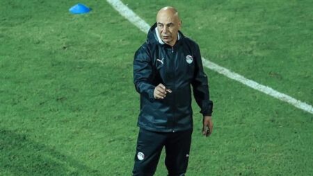 تعرف على التشكيل المتوقع للفراعنة أمام نيجيريا تعرف على التشكيل المتوقع للفراعنة أمام نيجيريا