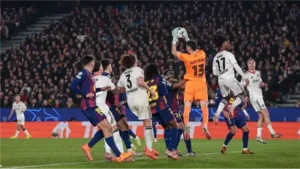 خلاف جديد في إسبانيا.. راسينج سانتاندير يتهم برشلونة بسوء النية