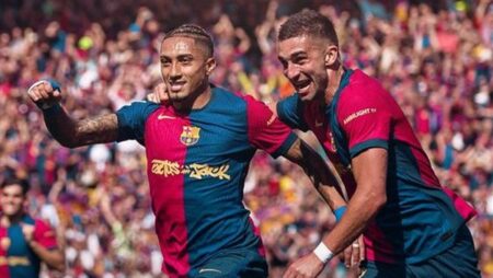 فليك يعلن تشكيل برشلونة لمواجهة أوساسونا في الليجا فليك يعلن تشكيل برشلونة لمواجهة أوساسونا في الليجا