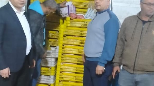 ضبط 30 طن كفتة منتهية الصلاحية قبل طرحها بالأسواق في الجيزة ضبط 30 طن كفتة منتهية الصلاحية قبل طرحها بالأسواق في الجيزة