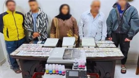 ضبط تشكيل عصابي لترويج العملات المحلية المزورة عبر مواقع التواصل الاجتماعي ضبط تشكيل عصابي لترويج العملات المحلية المزورة عبر مواقع التواصل الاجتماعي