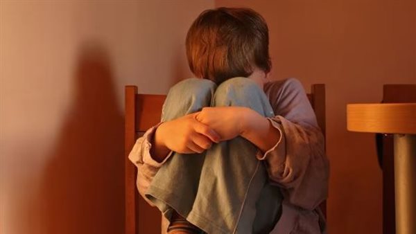 مبادرة "أطفالنا خط أحمر" تحذر من زيادة وقائع العنف داخل المدارس مبادرة "أطفالنا خط أحمر" تحذر من زيادة وقائع العنف داخل المدارس