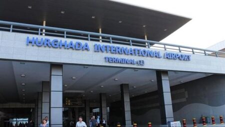 مجلس الوزراء: طرح مطار الغردقة الدولي أمام القطاع الخاص وعدم المساس بالأصول مجلس الوزراء: طرح مطار الغردقة الدولي أمام القطاع الخاص وعدم المساس بالأصول