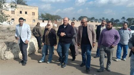 نائب محافظ الجيزة يتفقد عددا من المشروعات الخدمية بمركز منشأة القناطر