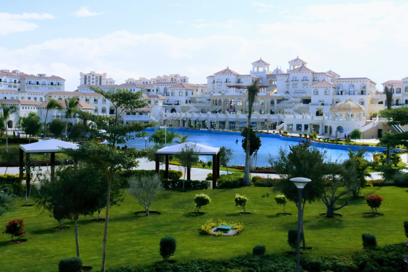 غدا.. افتتاح المنطقة التجارية الترفيهية "The Village" في سيليا بالعاصمة الجديدة