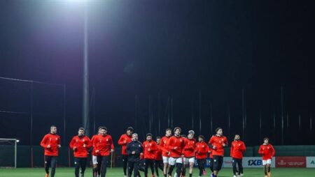 انطلاق مباراة منتخب مصر وزيمبابوي