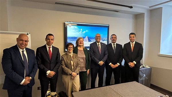 وزير العمل يبدأ زيارته إلى إيطاليا بلقاءات مع قيادات شركات التوظيف والتدريب وزير العمل يبدأ زيارته إلى إيطاليا بلقاءات مع قيادات شركات التوظيف والتدريب