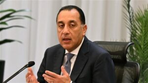 رئيس الوزراء يُغادر القاهرة متجهًا إلى لبنان لبحث ملفات تعزيز التعاون المشترك