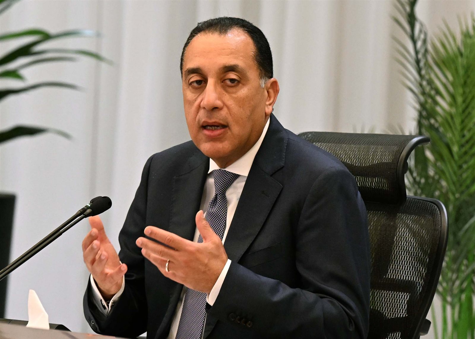 مدبولي: توجيهات من الرئيس بإطلاق حزمة متكاملة من التيسيرات لمختلف القطاعات التي تحتاج إلى الانطلاق بصورة أكبر.. التضخم ينخفض والإدارة المشتركة لهذا الملف بين الحكومة والبنك المركزي تسير بصورة جيدة 4 مدبولي: توجيهات من الرئيس بإطلاق حزمة متكاملة من التيسيرات لمختلف القطاعات التي تحتاج إلى الانطلاق بصورة أكبر.. التضخم ينخفض والإدارة المشتركة لهذا الملف بين الحكومة والبنك المركزي تسير بصورة جيدة