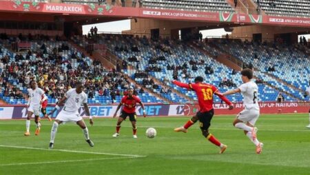 كأس الأمم الإفريقية.. تعادل إيجابي بين زيمبابوي وأنجولا في الشوط الأول