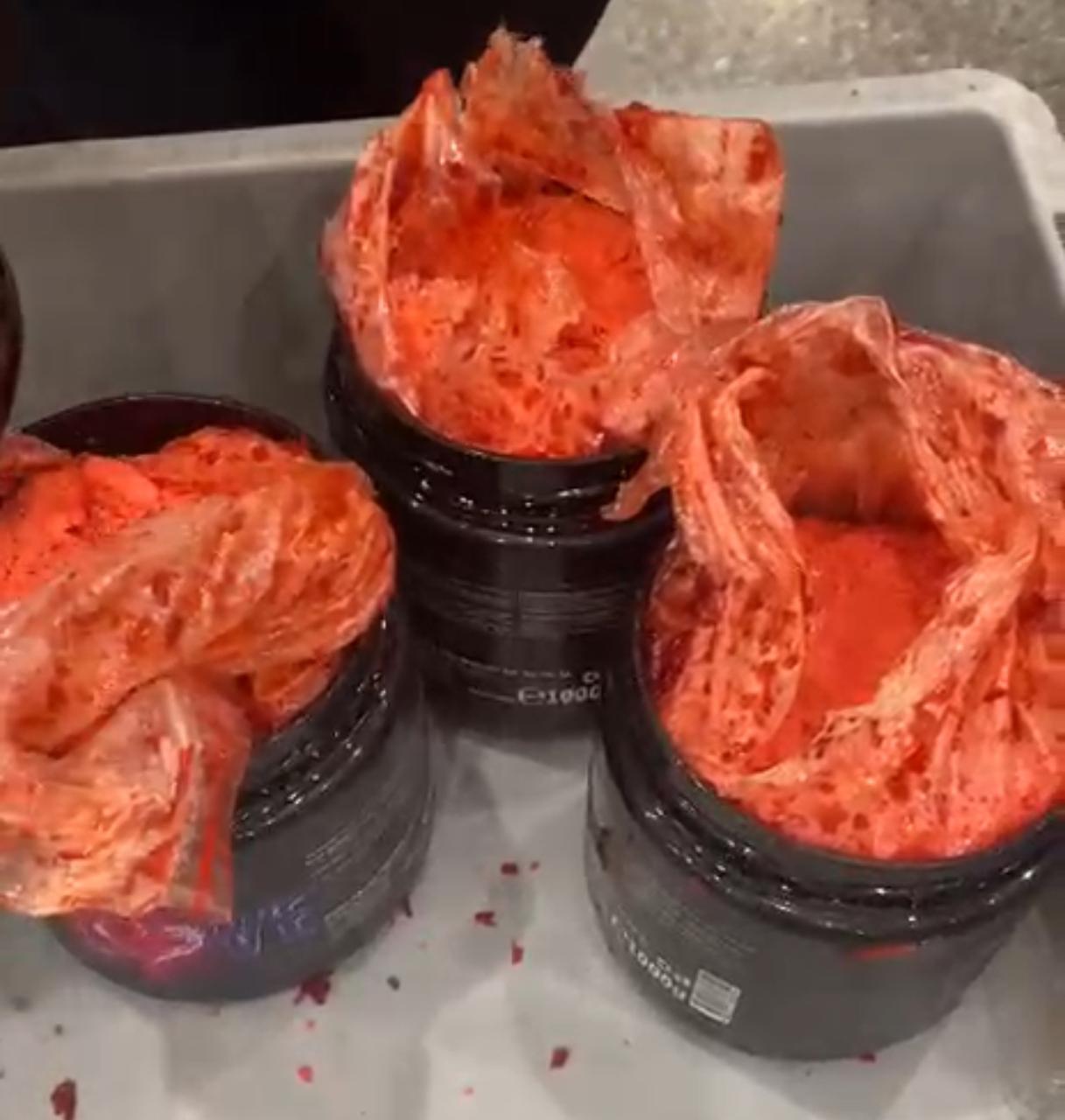 ضربات متتالية لمافيا الكيف.. جمارك مطار القاهرة تتصدي لهجمات مهربي المخدرات بضبط 11 كيلو ونصف مجددًا