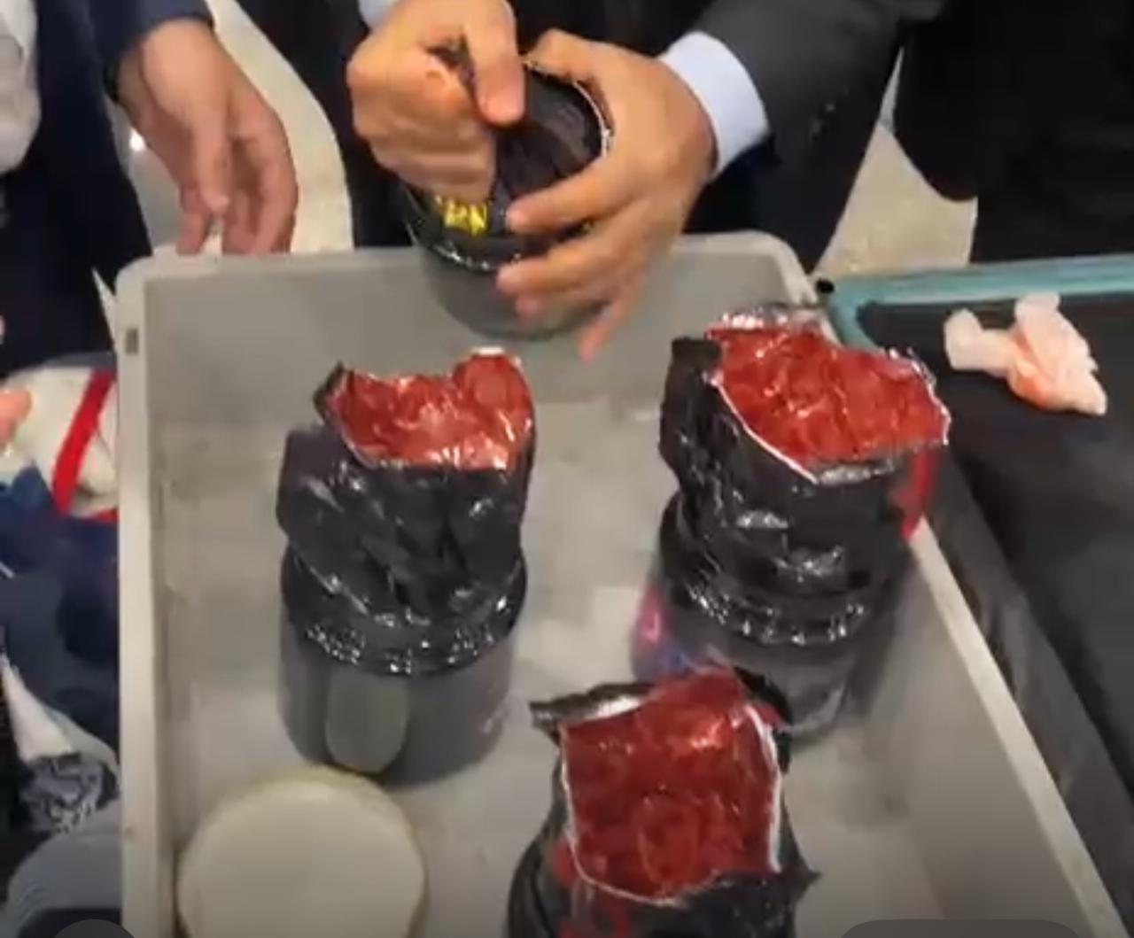 ضربات متتالية لمافيا الكيف.. جمارك مطار القاهرة تتصدي لهجمات مهربي المخدرات بضبط 11 كيلو ونصف مجددًا