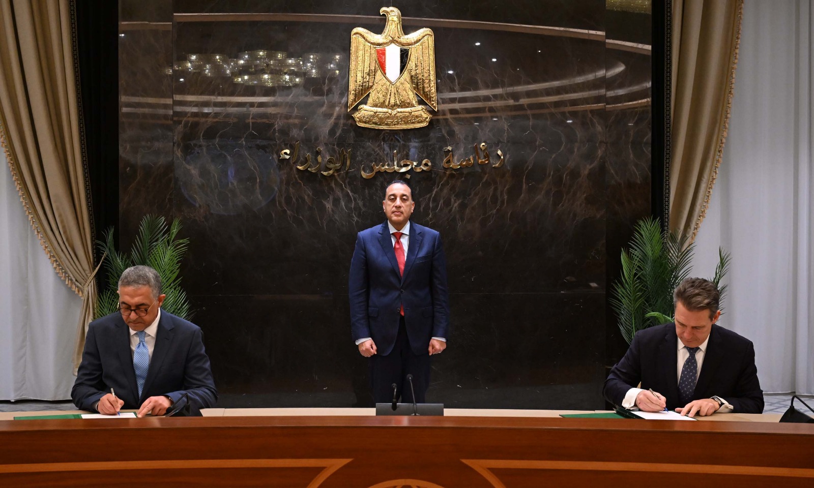 مصر والبنك الأوروبي لإعادة الإعمار يوقعان 6 مذكرات تعاون في الاستثمار والطاقة والتنمية المستدامة