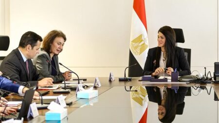 وزيرة التخطيط تستعرض تطورات الإصلاحات الاقتصادية أمام بعثة صندوق النقد وزيرة التخطيط تستعرض تطورات الإصلاحات الاقتصادية أمام بعثة صندوق النقد