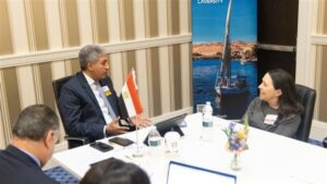 وزير السياحة يستهدف 19 مليون سائح ويعزز حضور مصر إعلاميًا بالسوق الأمريكية