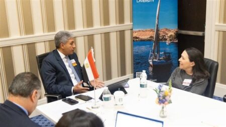 وزير السياحة يستهدف 19 مليون سائح ويعزز حضور مصر إعلاميًا بالسوق الأمريكية