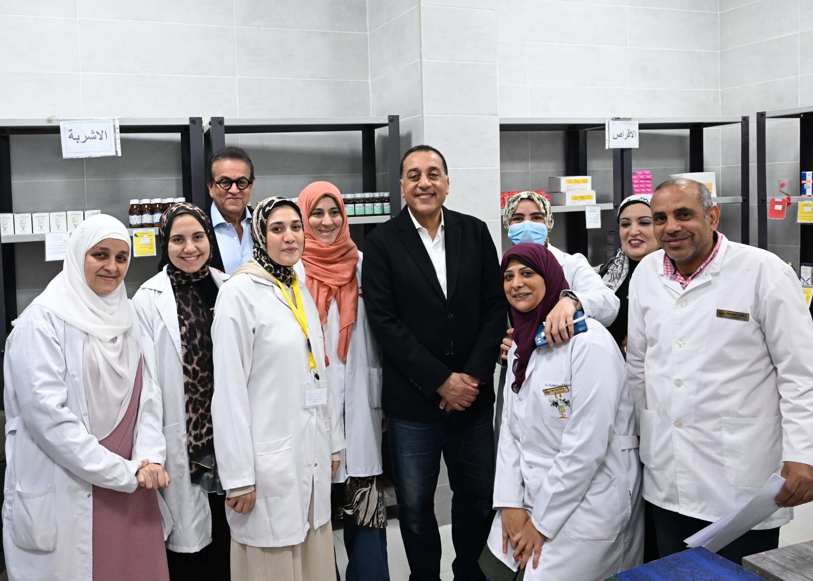 رئيس الوزراء يتفقد مركز طب الأسرة والمركز التكنولوجي بطحانوب بالقليوبية ويجري حوارًا مع المواطنين.. صور 1 رئيس الوزراء يتفقد مركز طب الأسرة والمركز التكنولوجي بطحانوب بالقليوبية ويجري حوارًا مع المواطنين.. صور