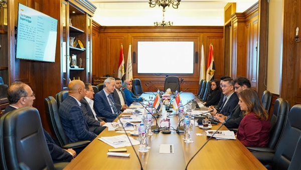 “رجال أعمال إسكندرية” تستقبل وفد وزارة الصناعة السنغافورية لبحث التعاون "رجال أعمال إسكندرية" تستقبل وفد وزارة الصناعة السنغافورية لبحث التعاون